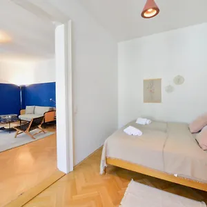 Apartment Beautiful Flat Next To Karlskirche, Vienna