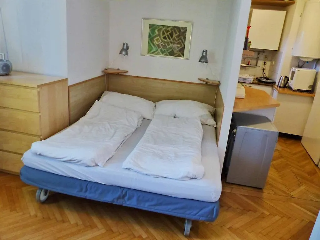 Apartment Naschmarkt Vienna